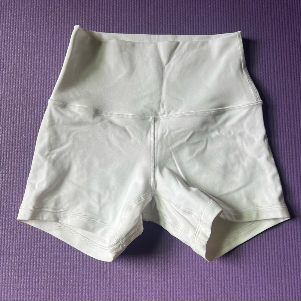 Align shorts 4”